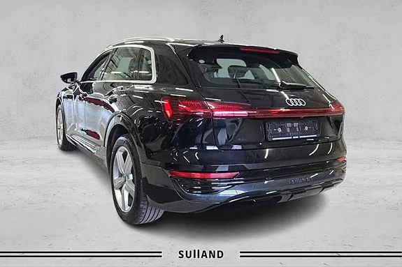 Audi Q8 E-Tron 2024 photo 3