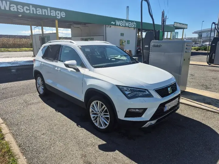 Seat Ateca 2018 photo 2
