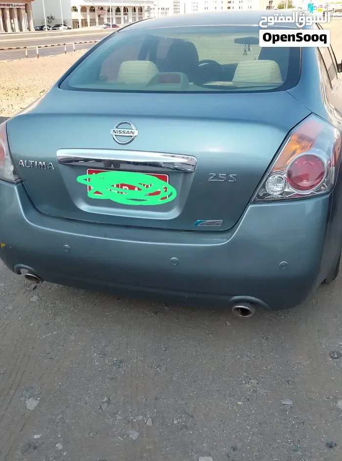 Nissan Altima 2012 photo 2
