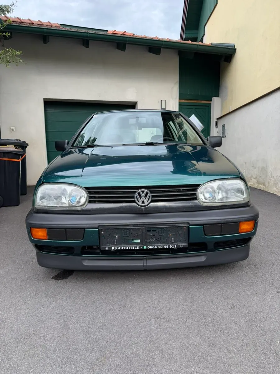 Volkswagen Golf 1996 photo 3
