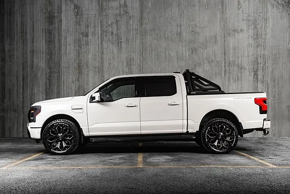 Ford F-150 2023 photo 2