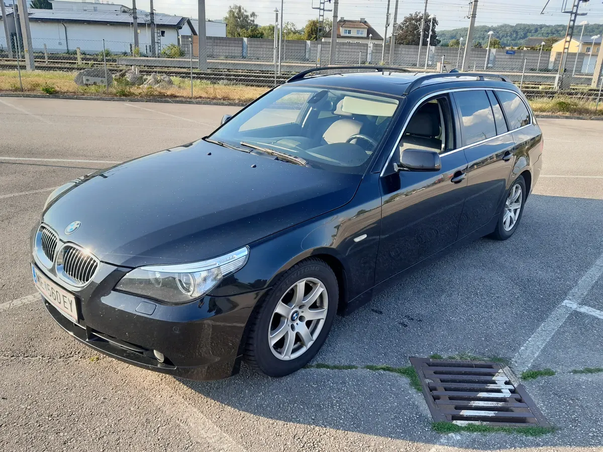 BMW 5 Series 2007 photo 2