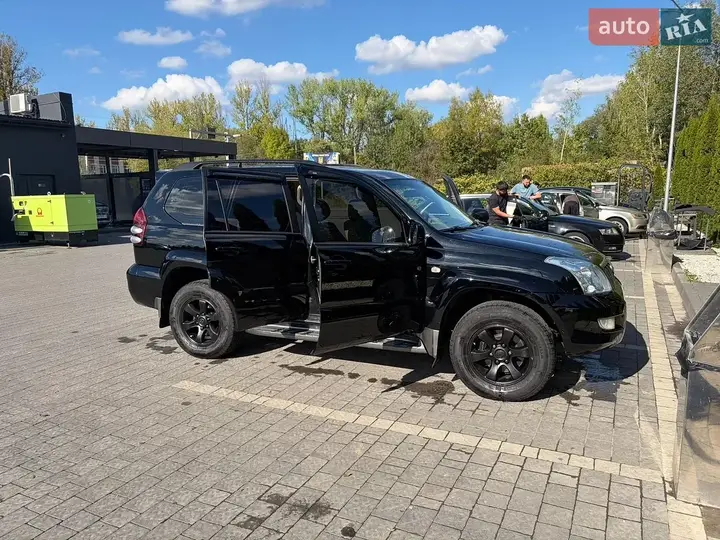 Toyota Land Cruiser Prado