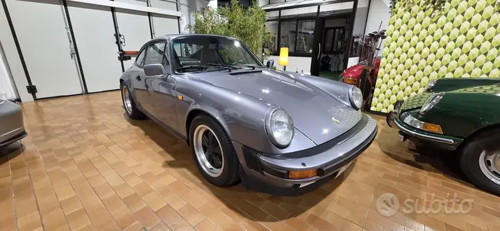 Porsche 911 1986 photo 3