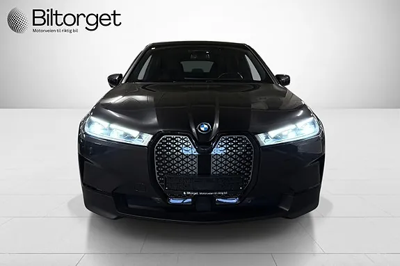 BMW Ix 2023 photo 2