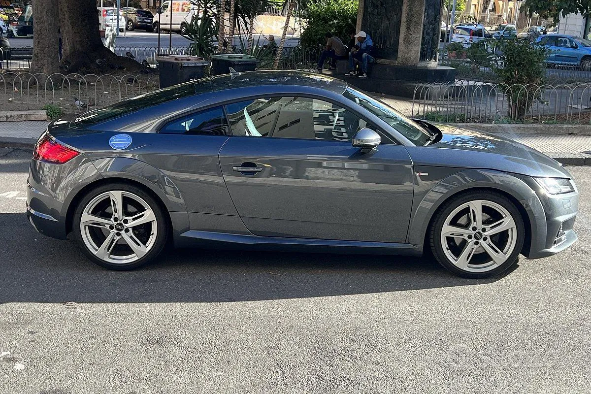 Audi Tt 2015 photo 4
