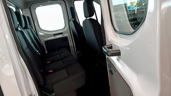 Ford Transit 2026 photo 5
