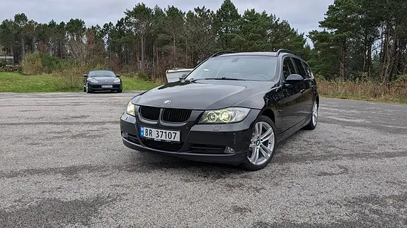 BMW 325Xi 2006 photo 2