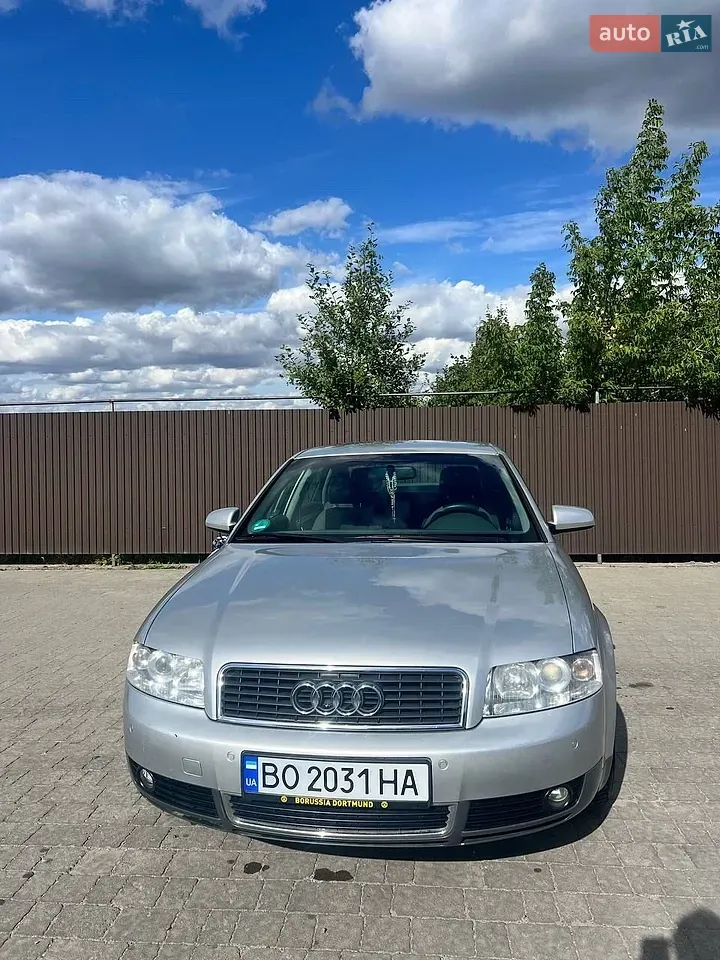 Audi A4 2002 photo 2