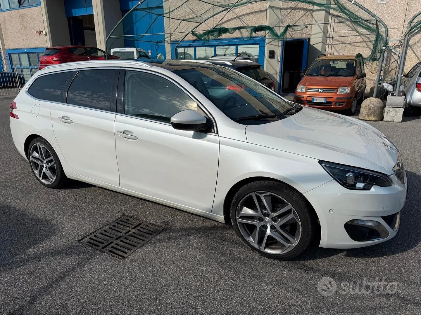 Peugeot 308 2014 photo 3