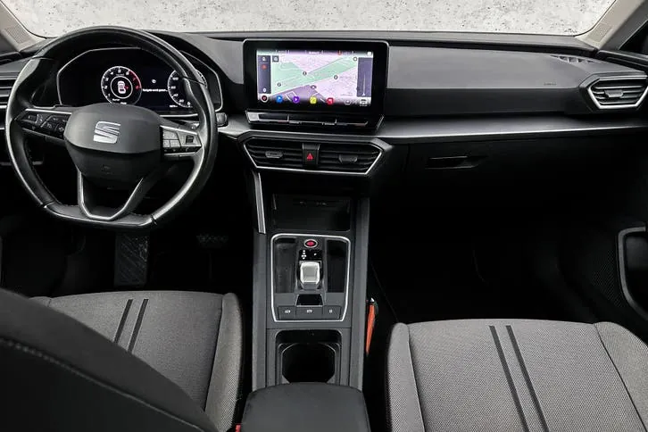 Seat Leon 2021 photo 2