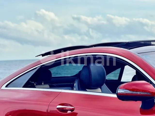 Mercedes-Benz E300 2018 photo 4