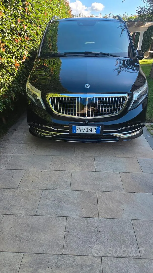 Mercedes-Benz V250