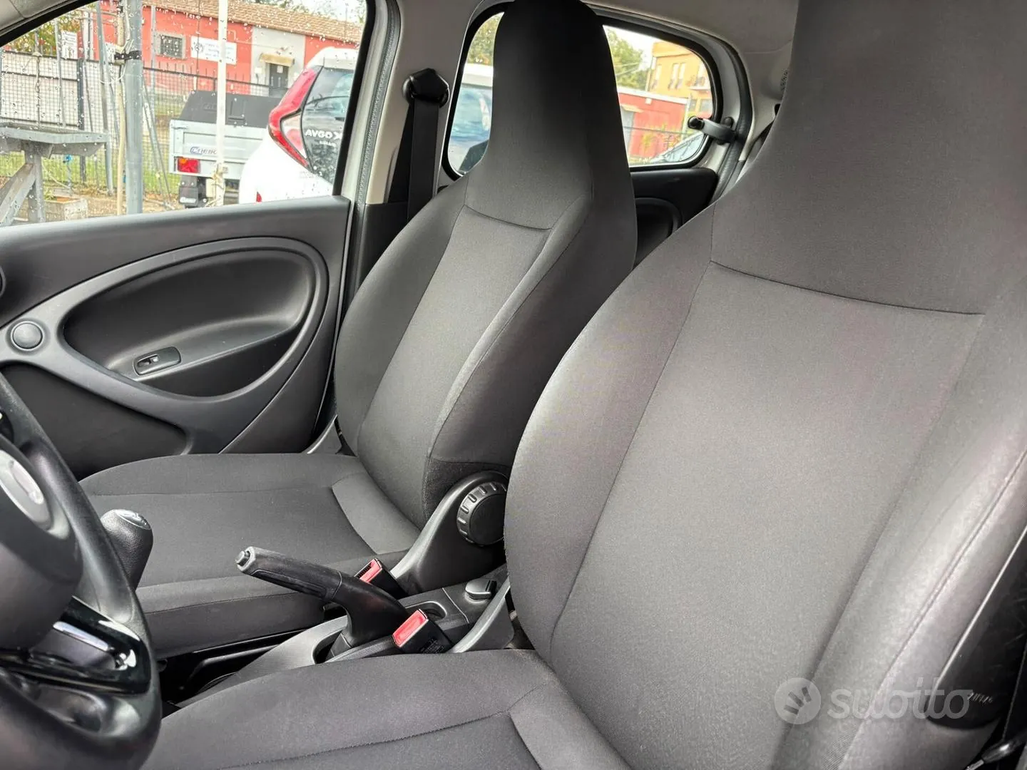 Smart Forfour 2017 photo 5