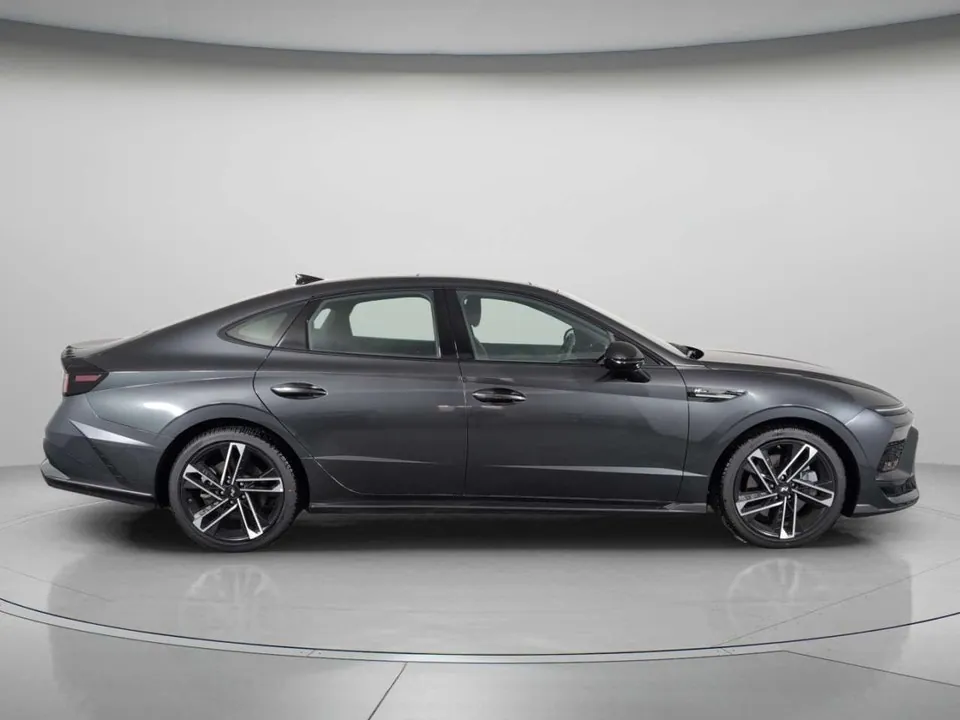 Hyundai Sonata 2025 photo 4