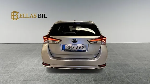 Toyota Auris 2018 photo 5