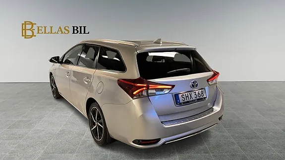 Toyota Auris 2018 photo 3
