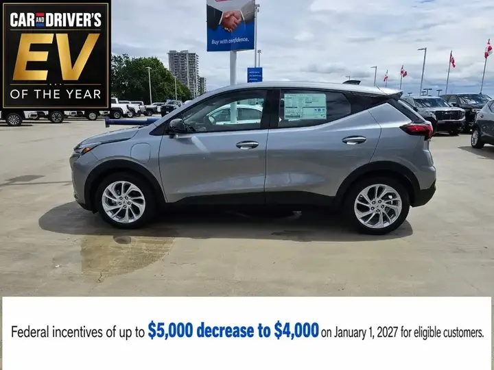Chevrolet Bolt 2027 photo 5