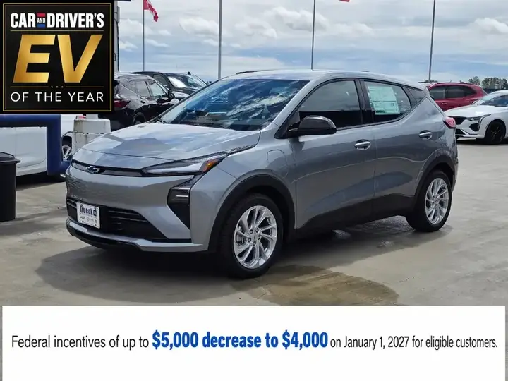 Chevrolet Bolt 2027 photo 4