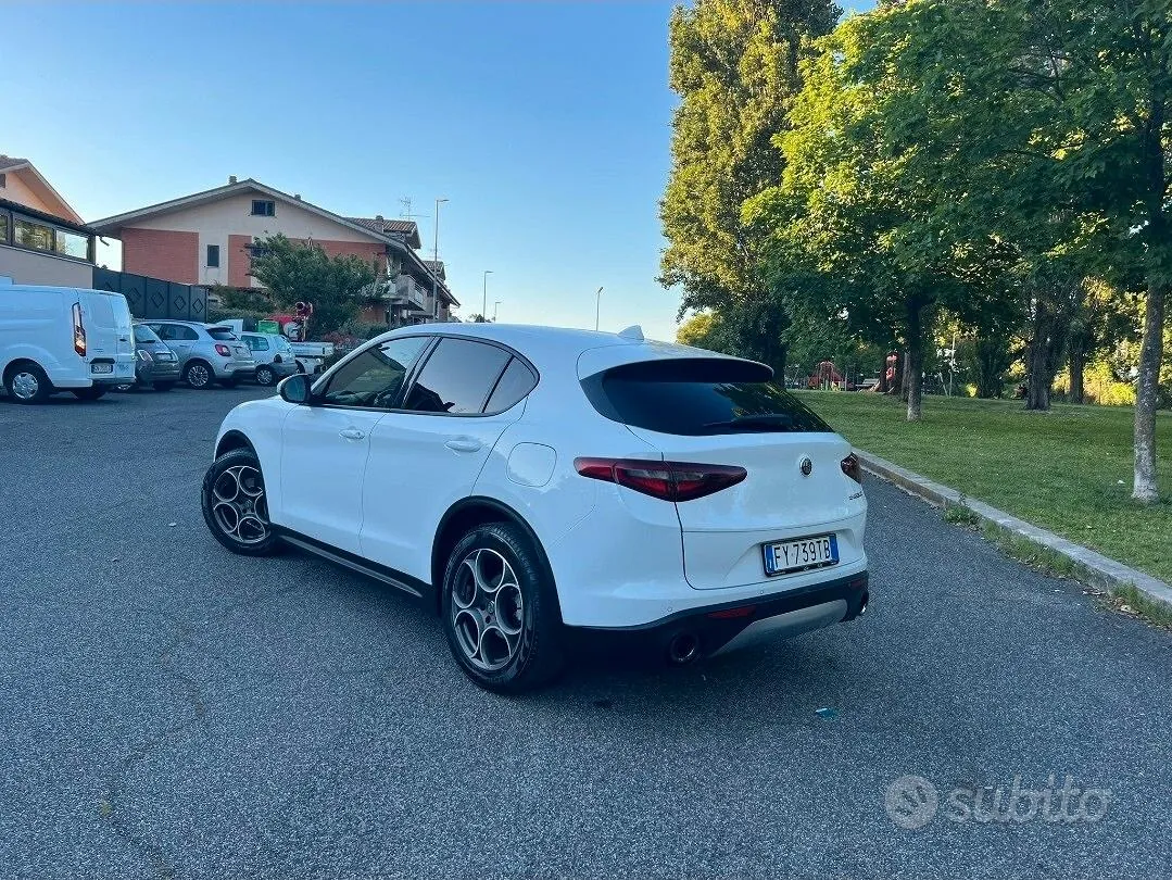Alfa Romeo Stelvio 2019 photo 4
