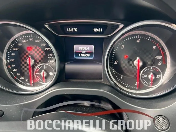 Mercedes-Benz A180 2017 photo 5