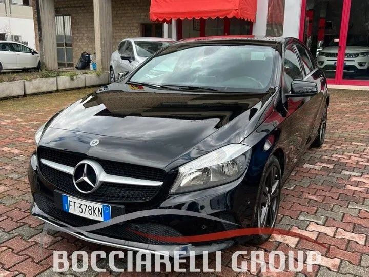 Mercedes-Benz A180