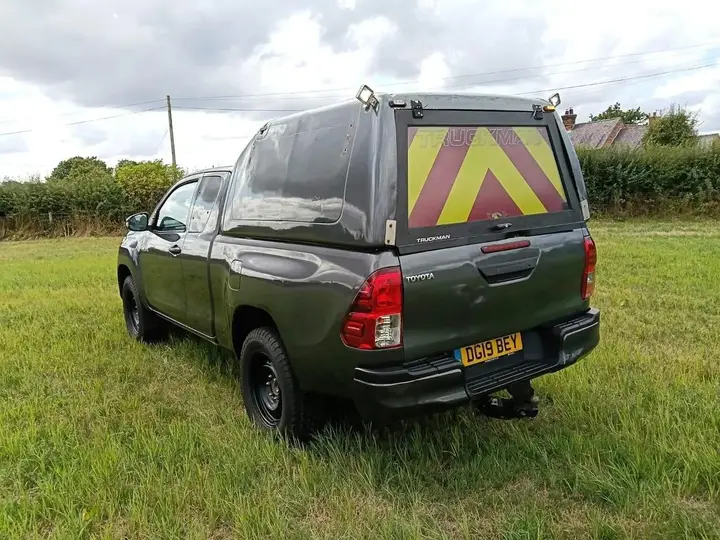 Toyota Hilux 2019 photo 4