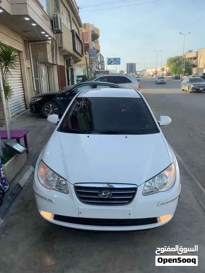 Hyundai Avante 2009 photo 3