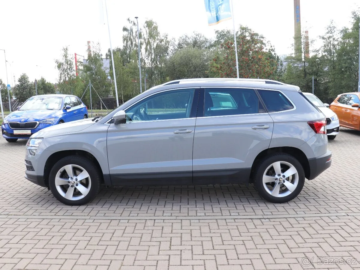 Skoda Karoq 2021 photo 2