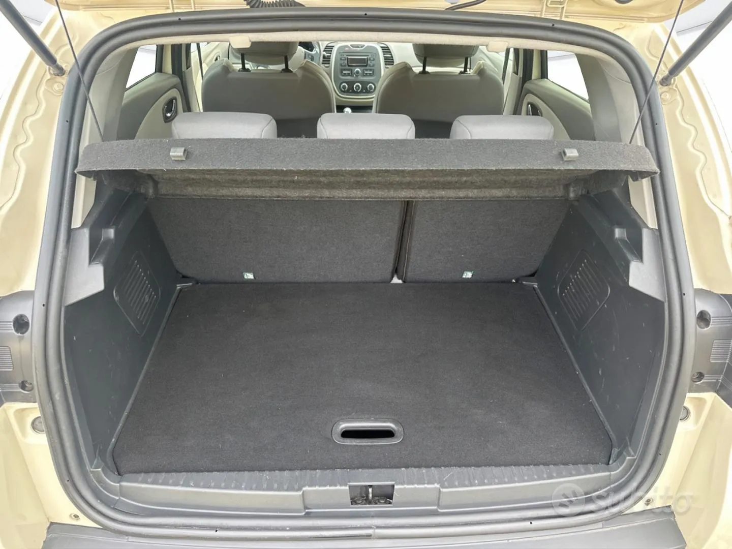 Renault Captur 2015 photo 4