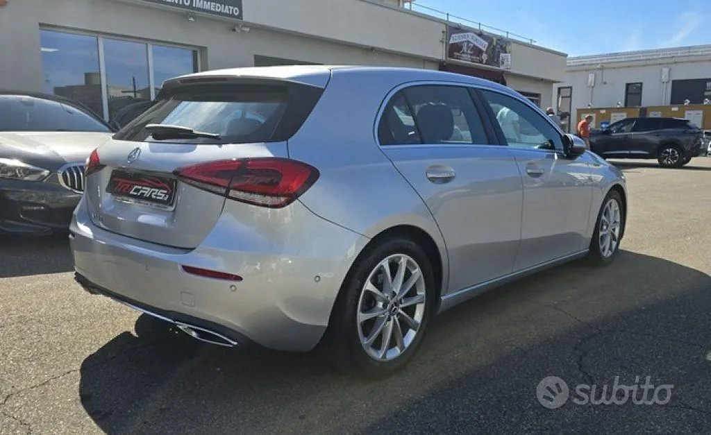 Mercedes-Benz A200D 2021 photo 2