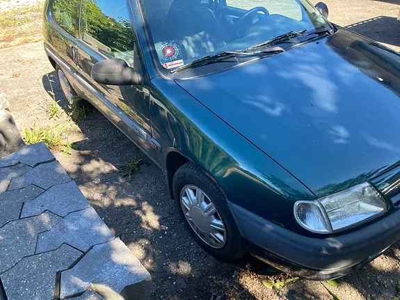 Citroen Saxo 1997 photo 3