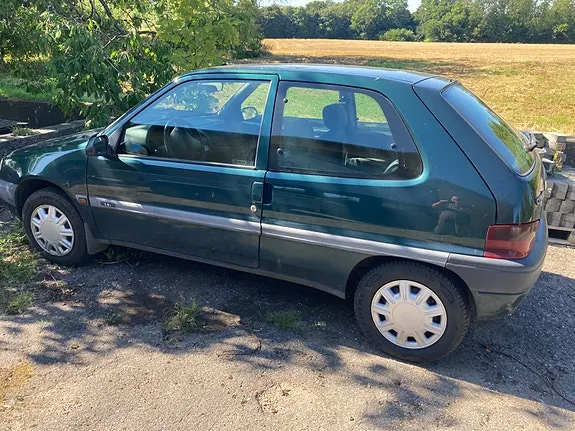 Citroen Saxo 1997 photo 2