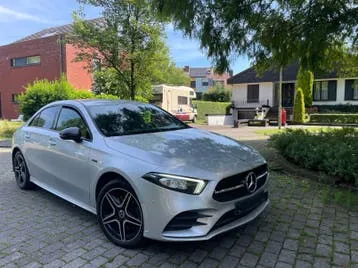 Mercedes-Benz A250E