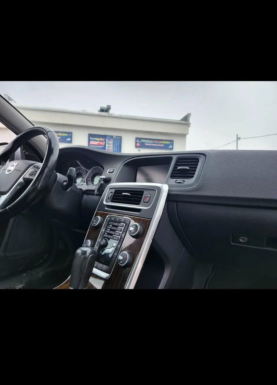 Volvo S60 2012 photo 3