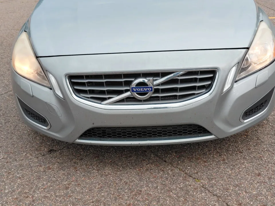 Volvo S60 2012 photo 5