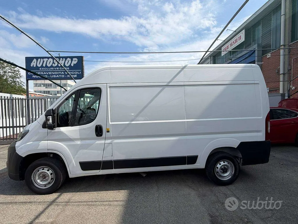 Peugeot Boxer 2024 photo 2