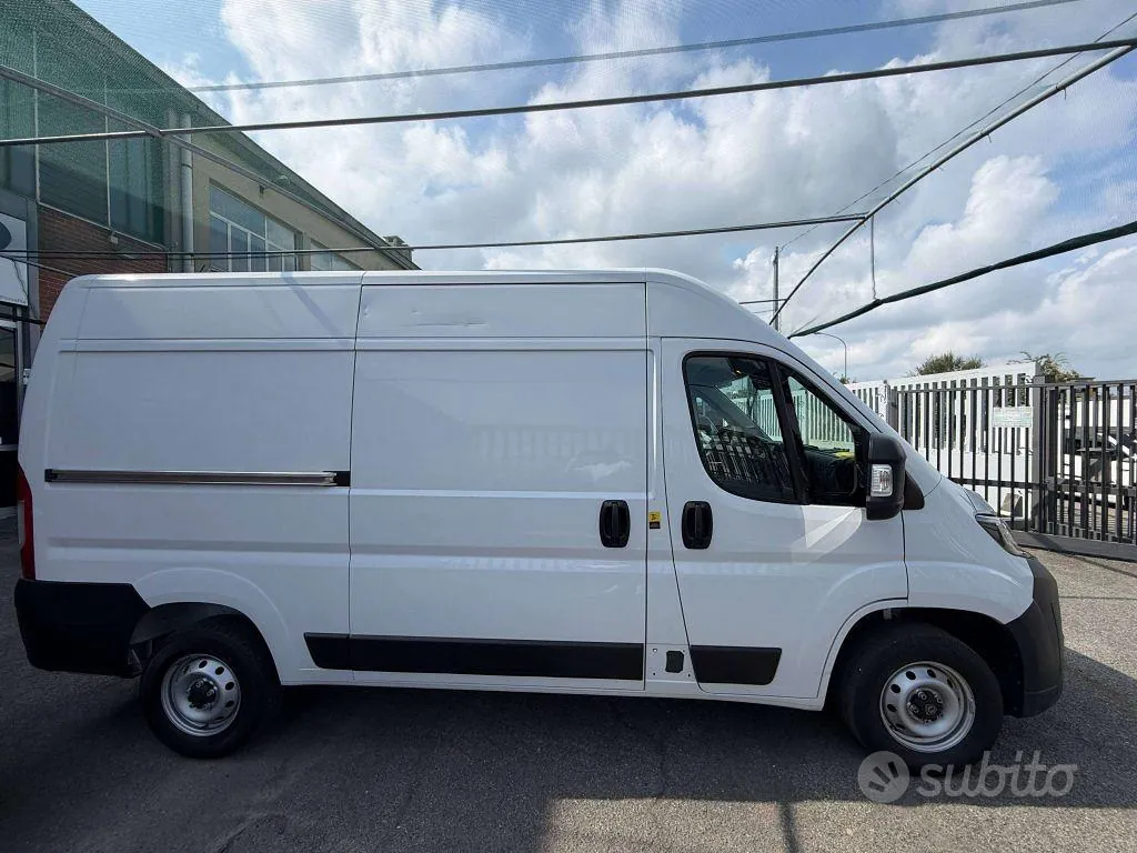Peugeot Boxer 2024 photo 4