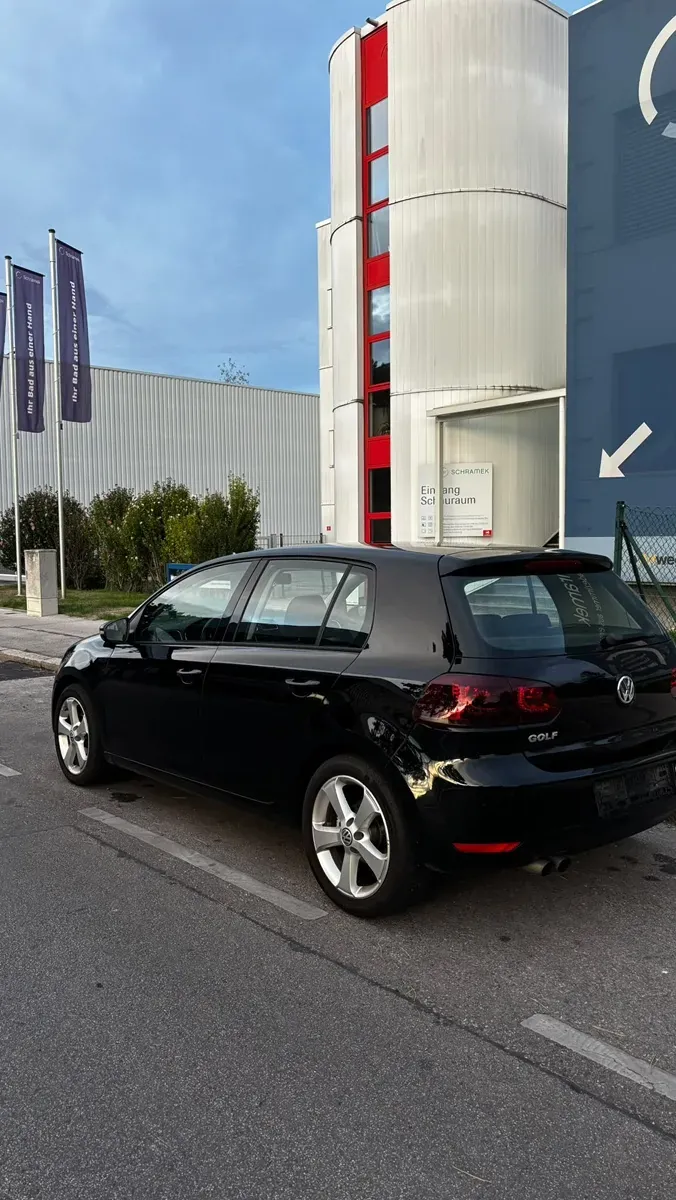 Volkswagen Golf 2009 photo 3