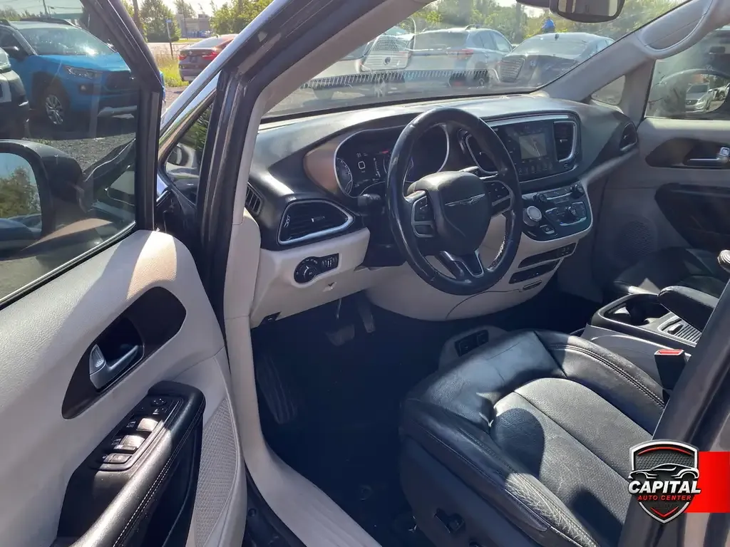 Chrysler Pacifica 2018 photo 5