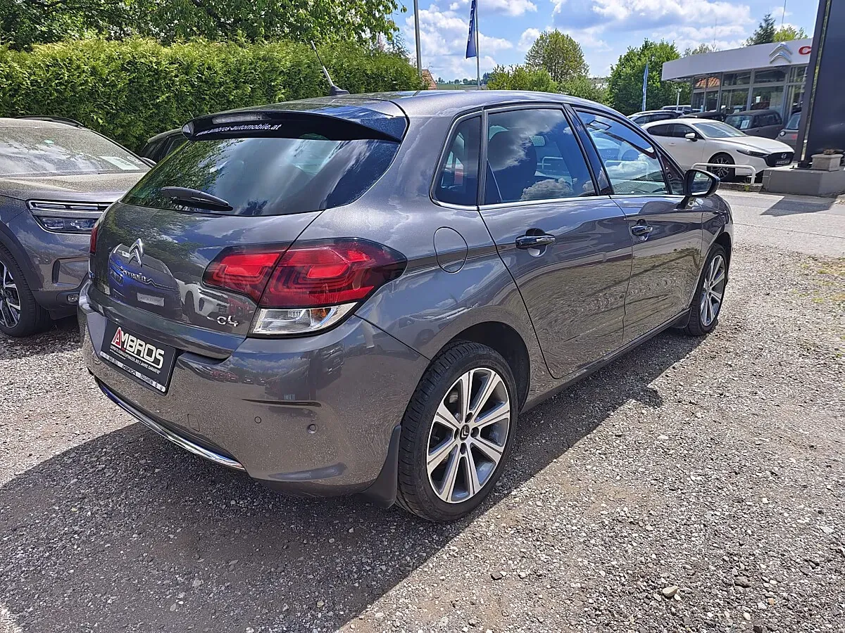 Citroen C4 2015 photo 2