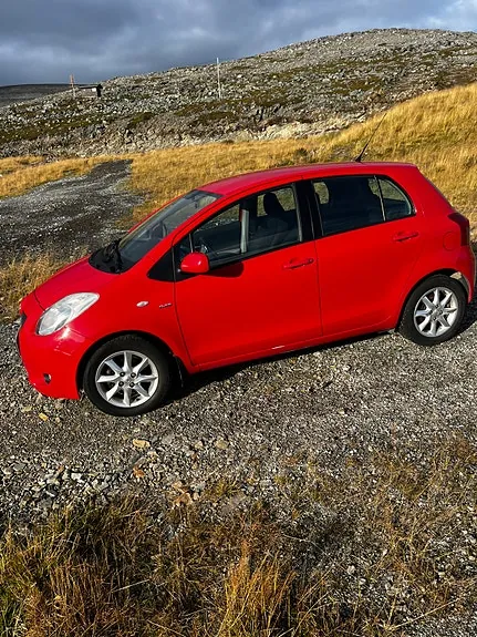 Toyota Yaris 2008 photo 3