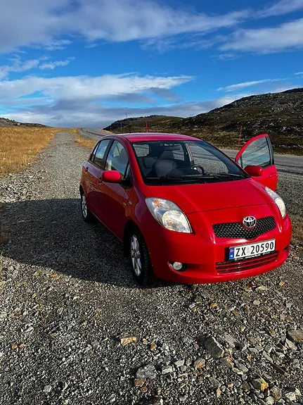 Toyota Yaris 2008 photo 2