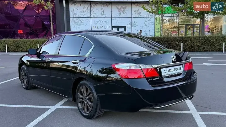 Honda Accord 2015 photo 4
