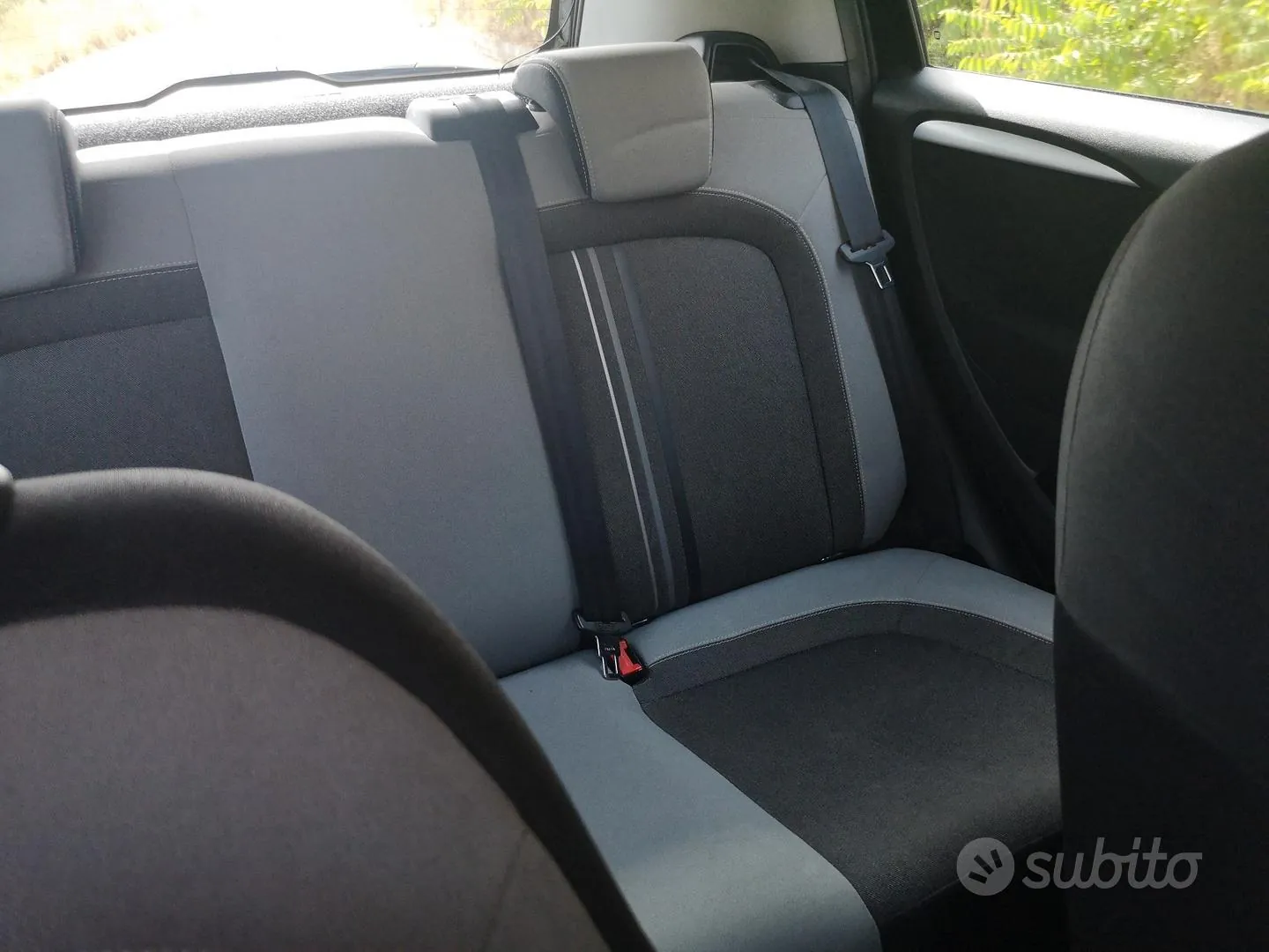 Fiat Punto 2012 photo 4