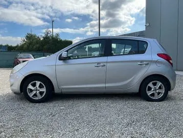 Hyundai I20 2012 photo 3
