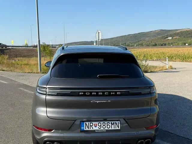 Porsche Cayenne 2024 photo 4