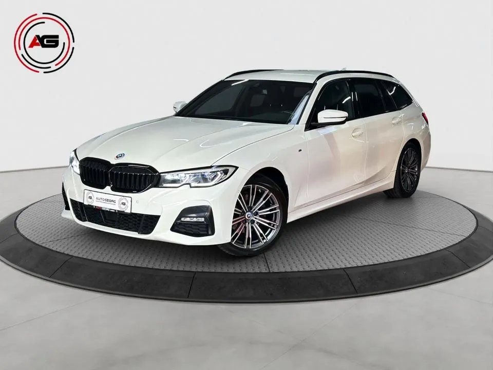 BMW 320I