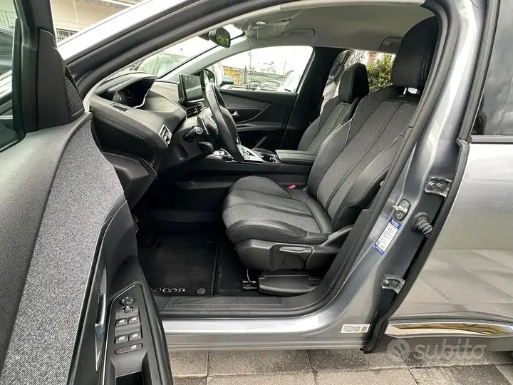 Peugeot 3008 2022 photo 4