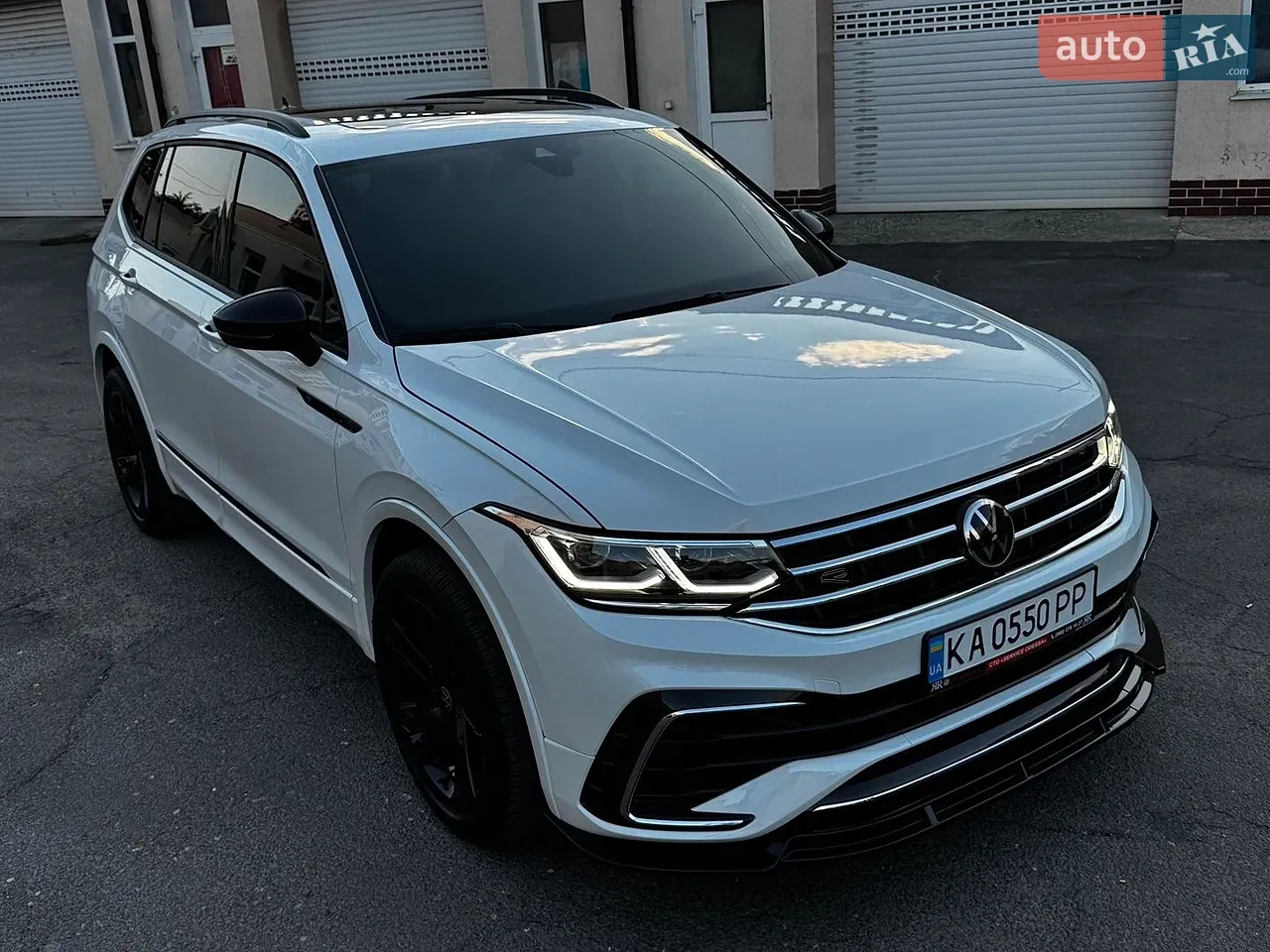 Volkswagen Tiguan Allspace 2024 photo 2